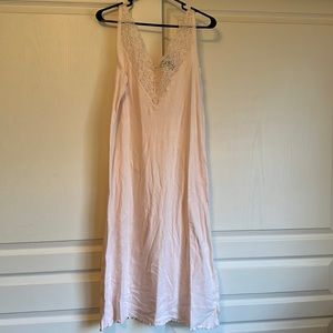 Ladies Sleeveless Nightgown